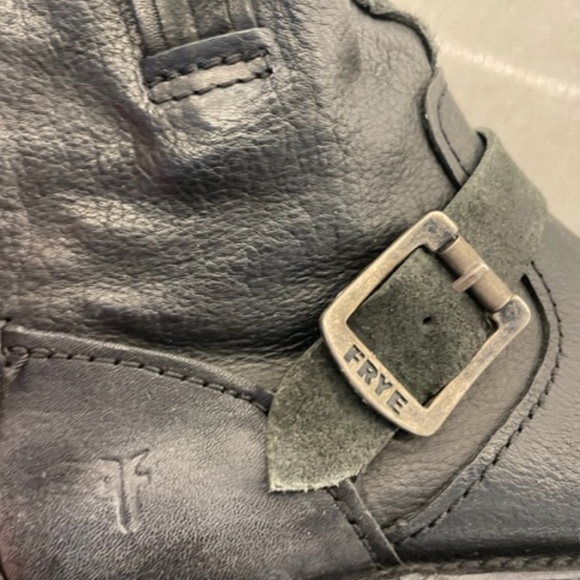 Frye Black Leather Sz 7.5 Vicky Artisan Back Zip Booties-Worn 2x - Picture 6 of 8